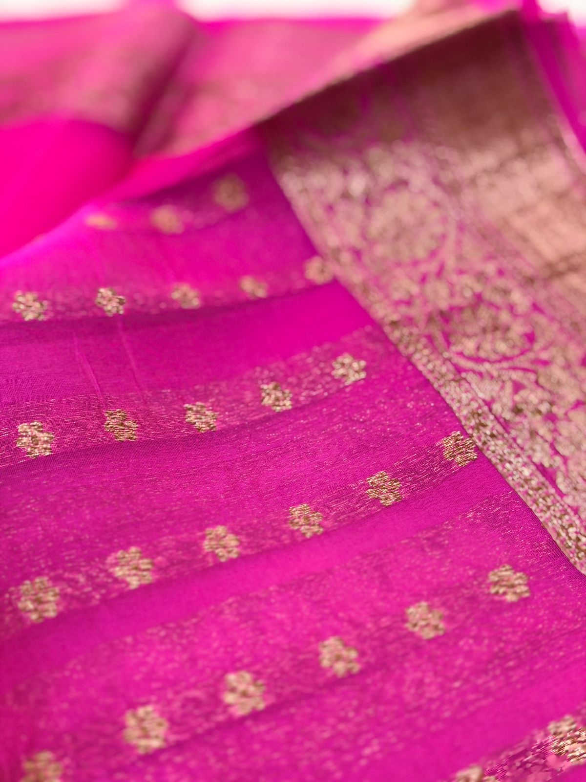 PURE KORA BANARAS HANDLOOM SAREE - PINK COLOR