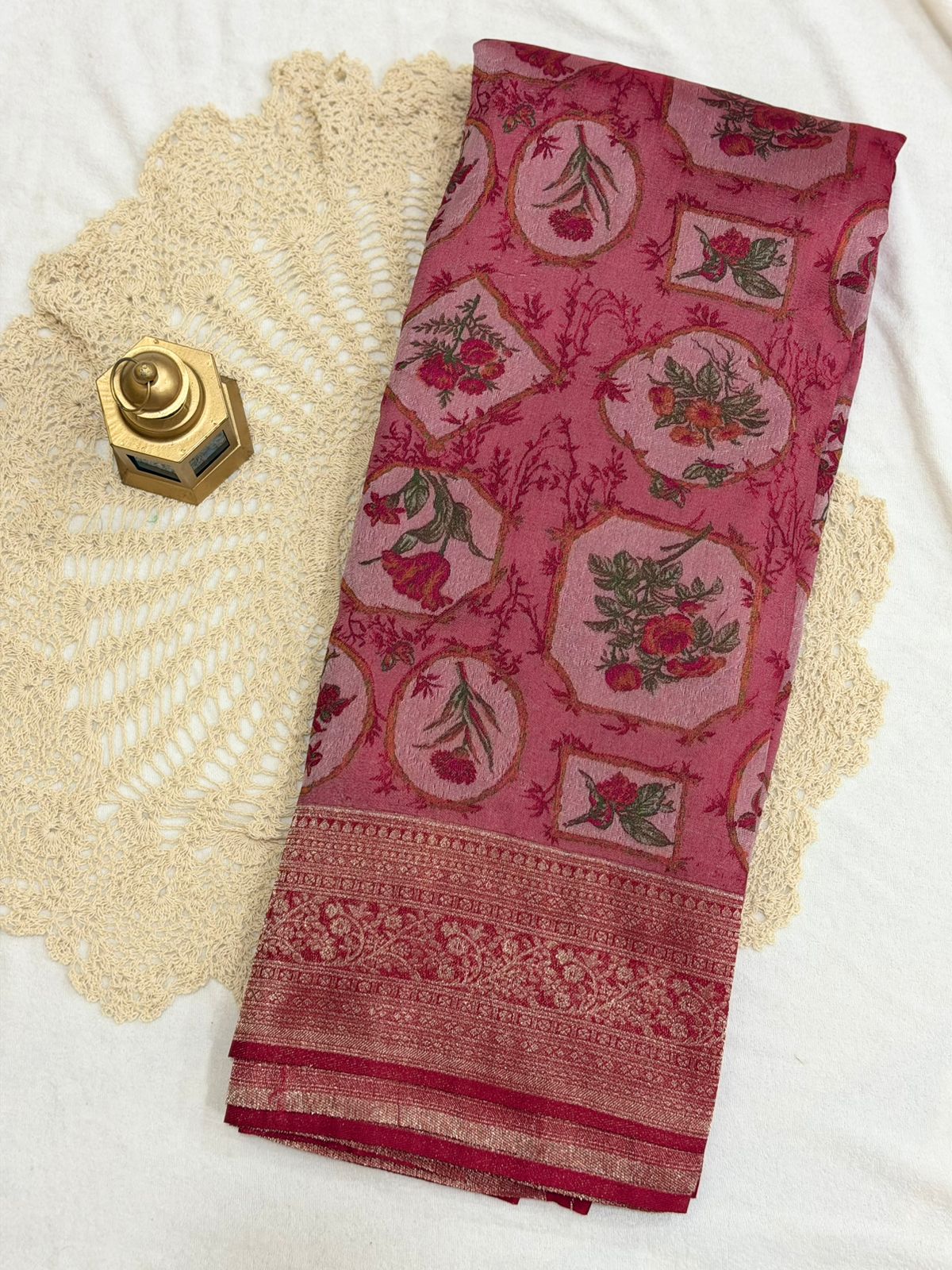 DIGITAL WEAVING SOFT SEMI SILK SAREE - RED FLORAL