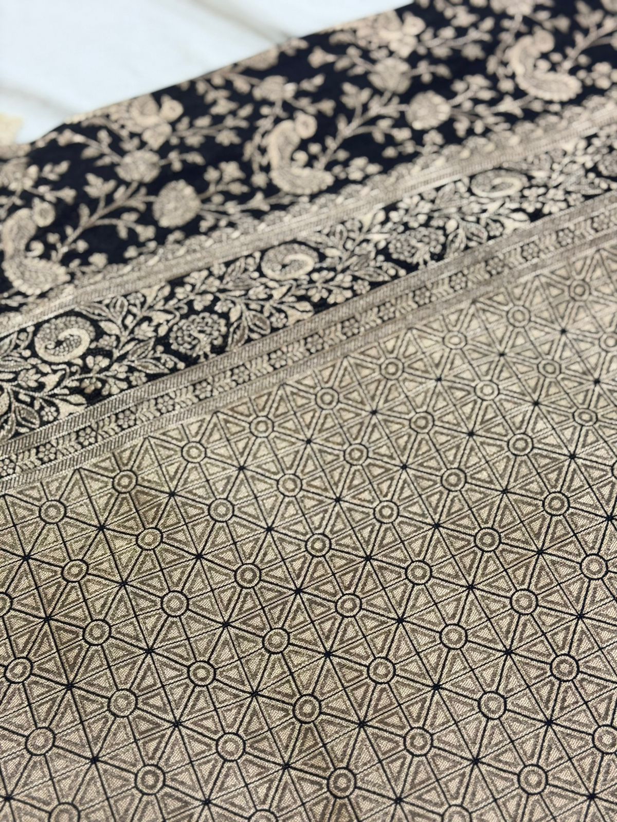 BLACK BANARASI DOLA SIK SAREE